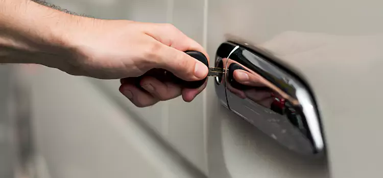 Why Choose Our Auto Locksmith Team in Glendale Heights, IL?