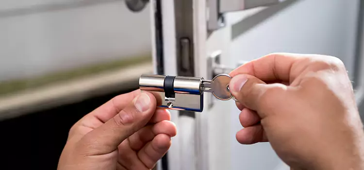 Emergency Locksmith for House Glendale Heights