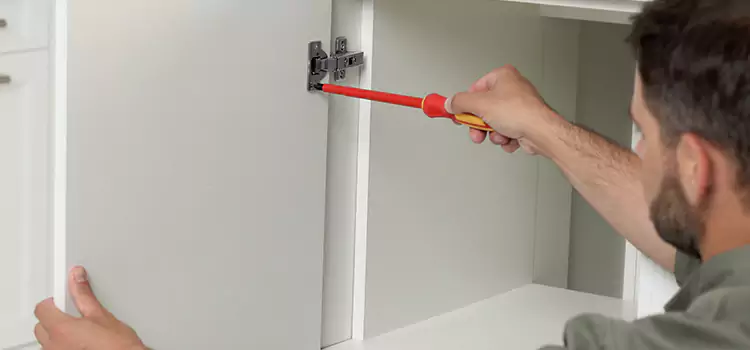 Screen Door Hinge Repair Glendale Heights