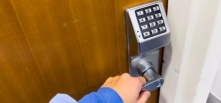 Why Choose Us for Your Keypad Lock Needs in Glendale Heights, IL?